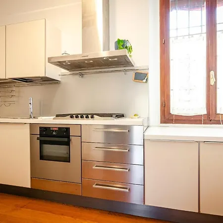 Pallavicini Apartment *